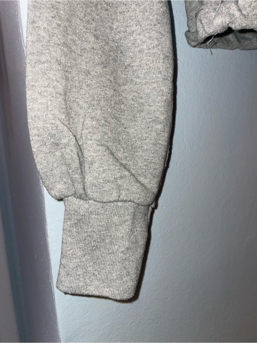 PrettyLittleThing Gray Cropped Drawstring Sweatshirt - Picture 4 of 5